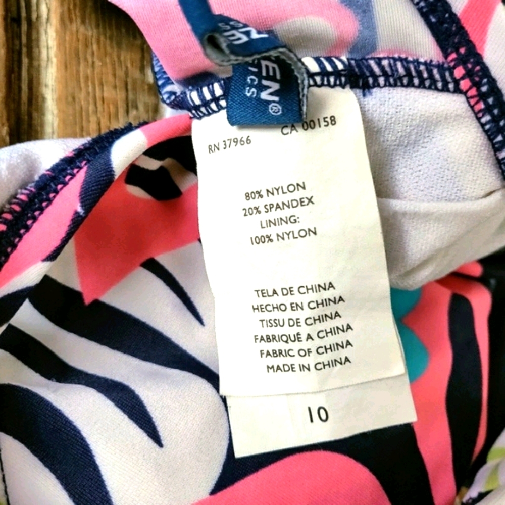 Jantzen Navy Tropical Tankini Top EUC - Picture 4 of 8